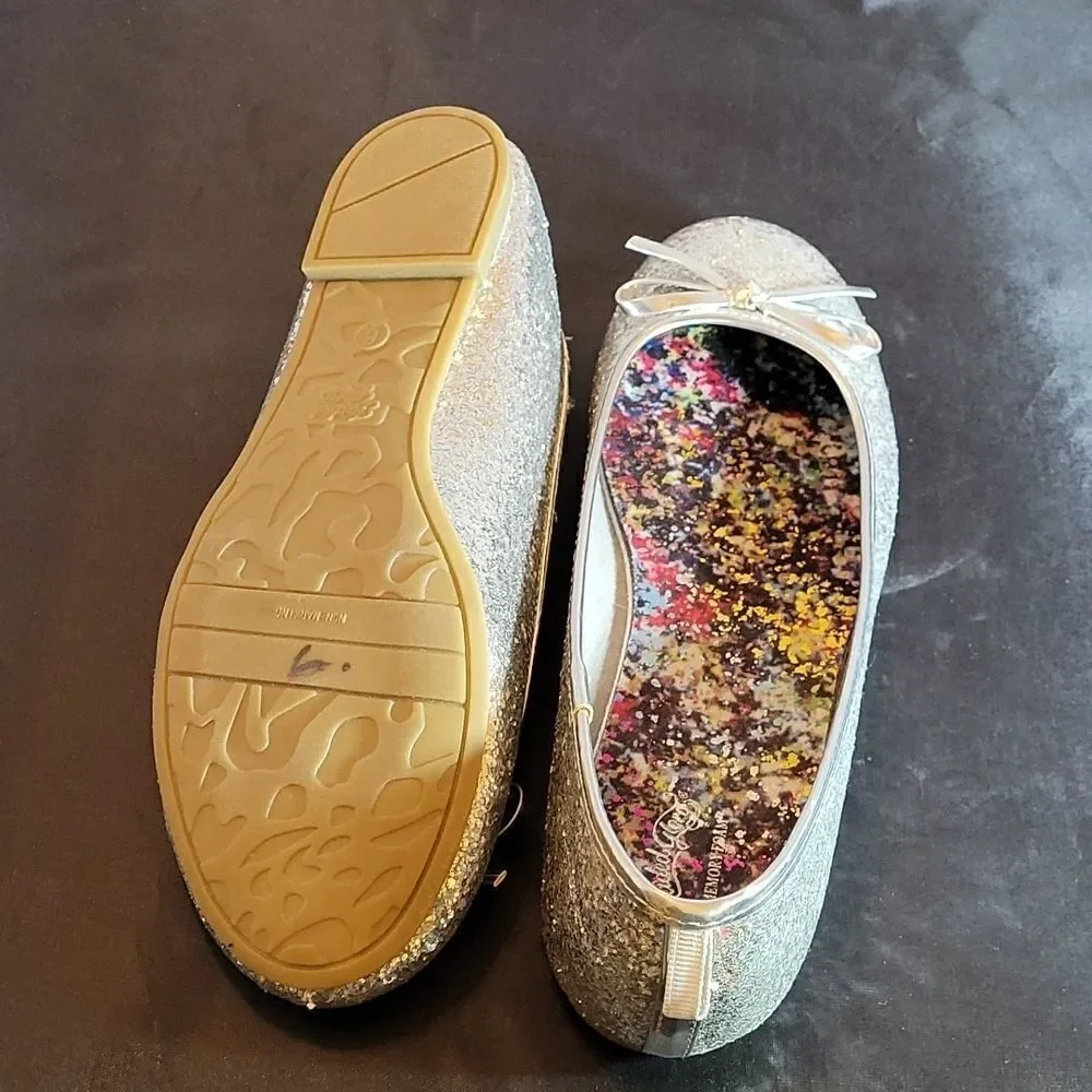 BRAND NEW FADE GLORY YOUTH GIRLS BALLET SILVER CASUAL DAZZLE FLATS